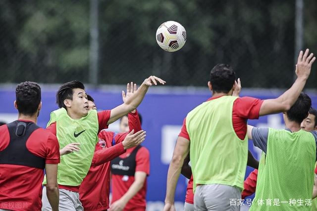西班牙国家队媒体日 罗德里：世界杯后才会考虑未来